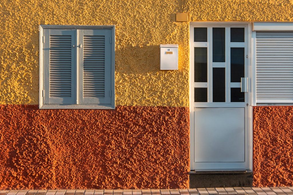 Frischer Glanz für Ihr Haus: So gelingt das Fassade verputzen einfach und sicher